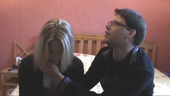 HD porno video fanta, ki prekleva latinsko polsestro s sočno melono